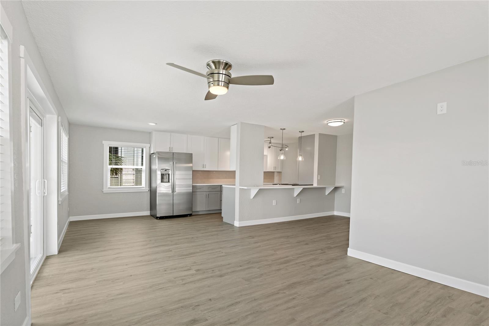 Image 8 of 44 For 8441 Bayshore Drive A