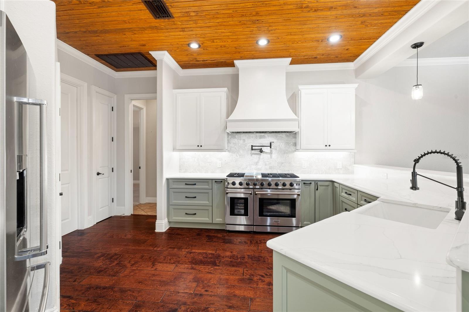 Image 22 of 79 For 6632 Crescent Woods Circle