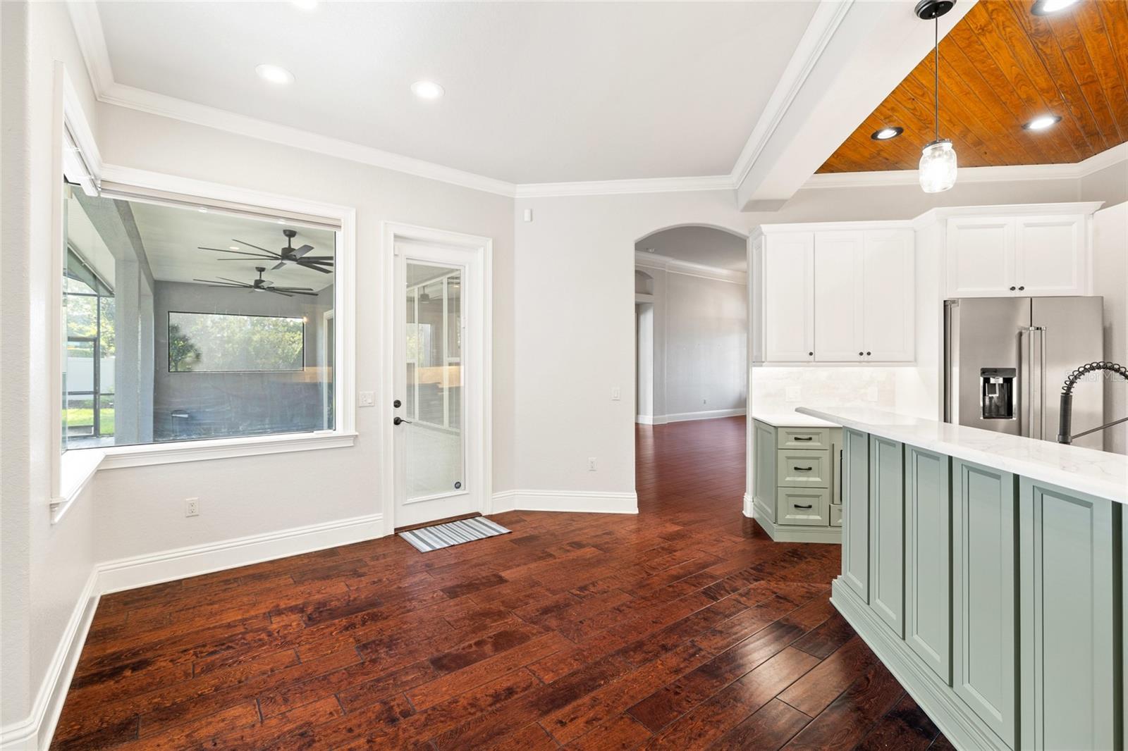 Image 24 of 79 For 6632 Crescent Woods Circle