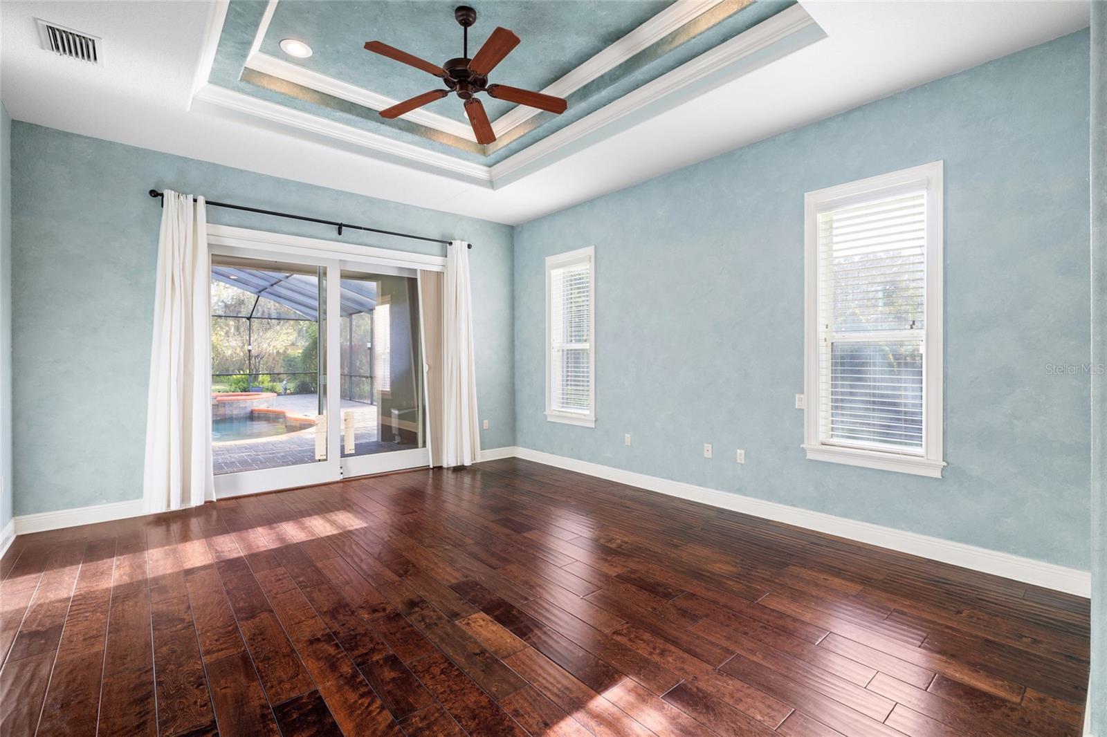 Image 28 of 79 For 6632 Crescent Woods Circle