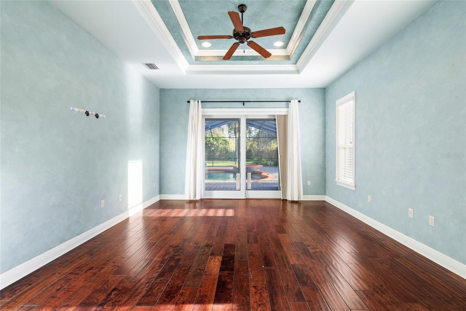 Image 31 of 79 For 6632 Crescent Woods Circle