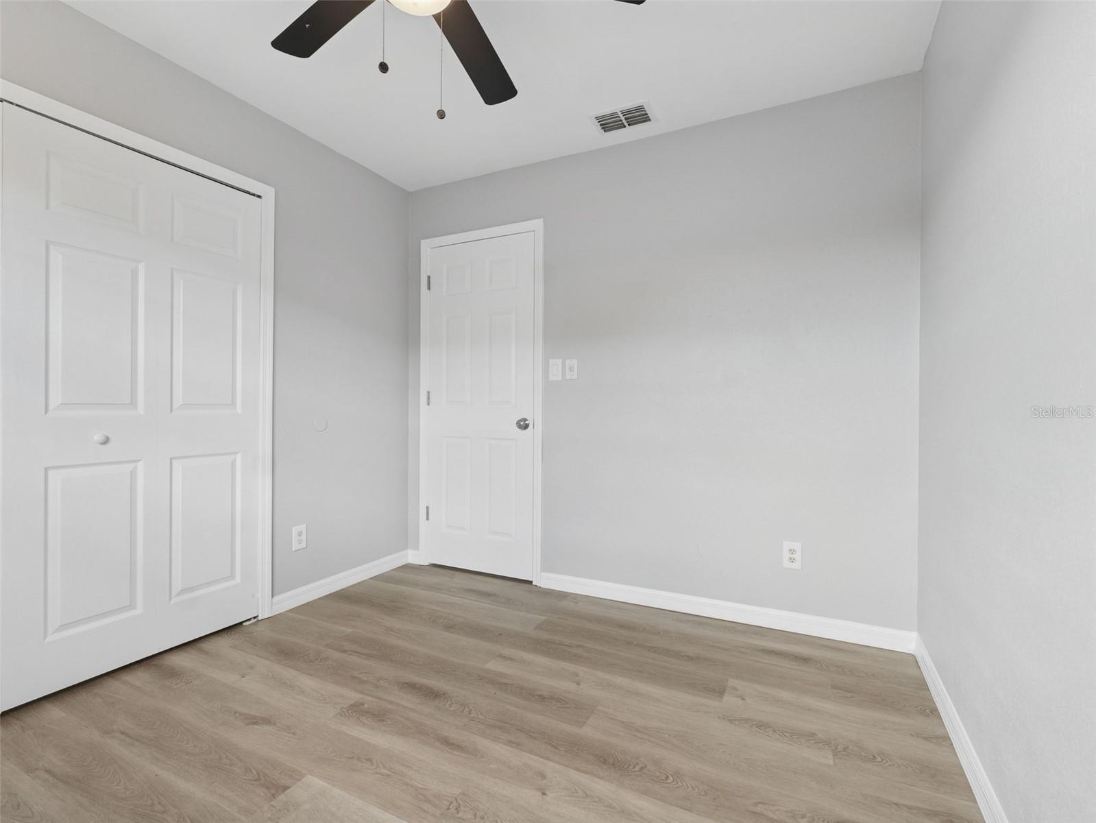 Image 14 of 26 For 766 91st Avenue N