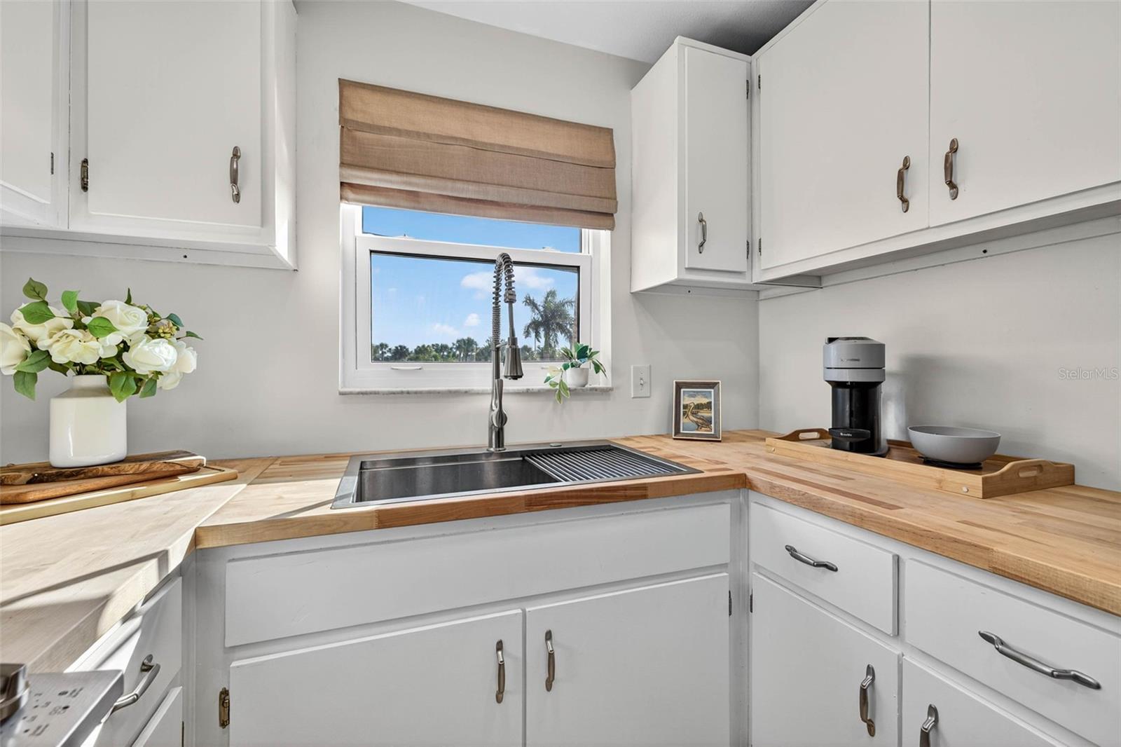 Image 13 of 25 For 3575 Gulf Boulevard 203