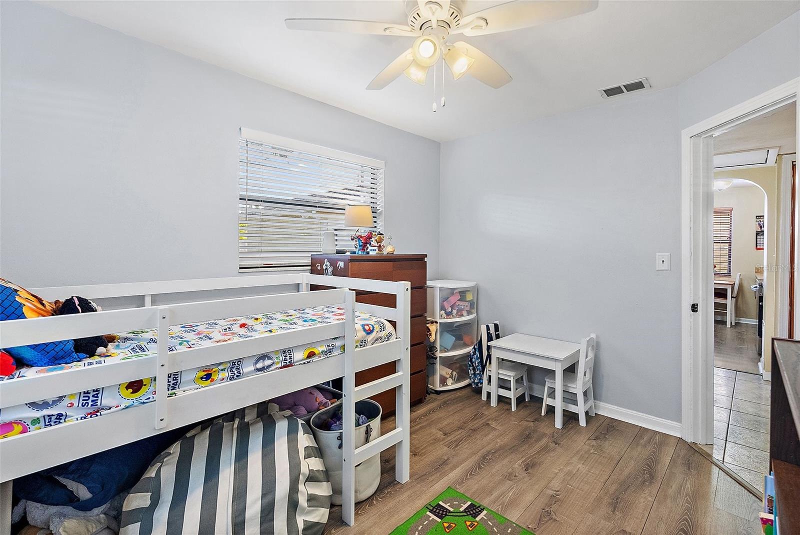 Image 16 of 22 For 4030 3rd Avenue N