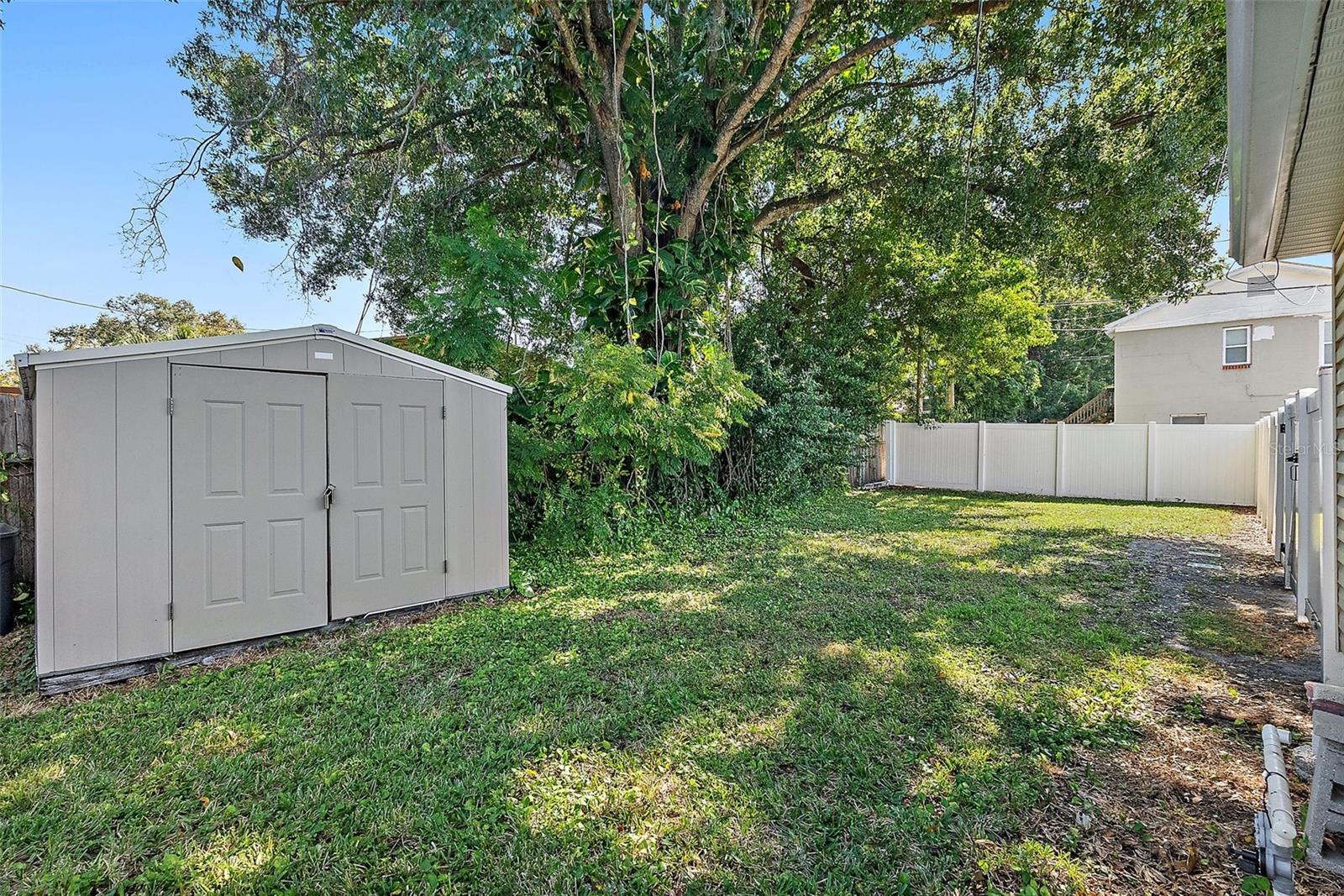 Image 19 of 22 For 4030 3rd Avenue N