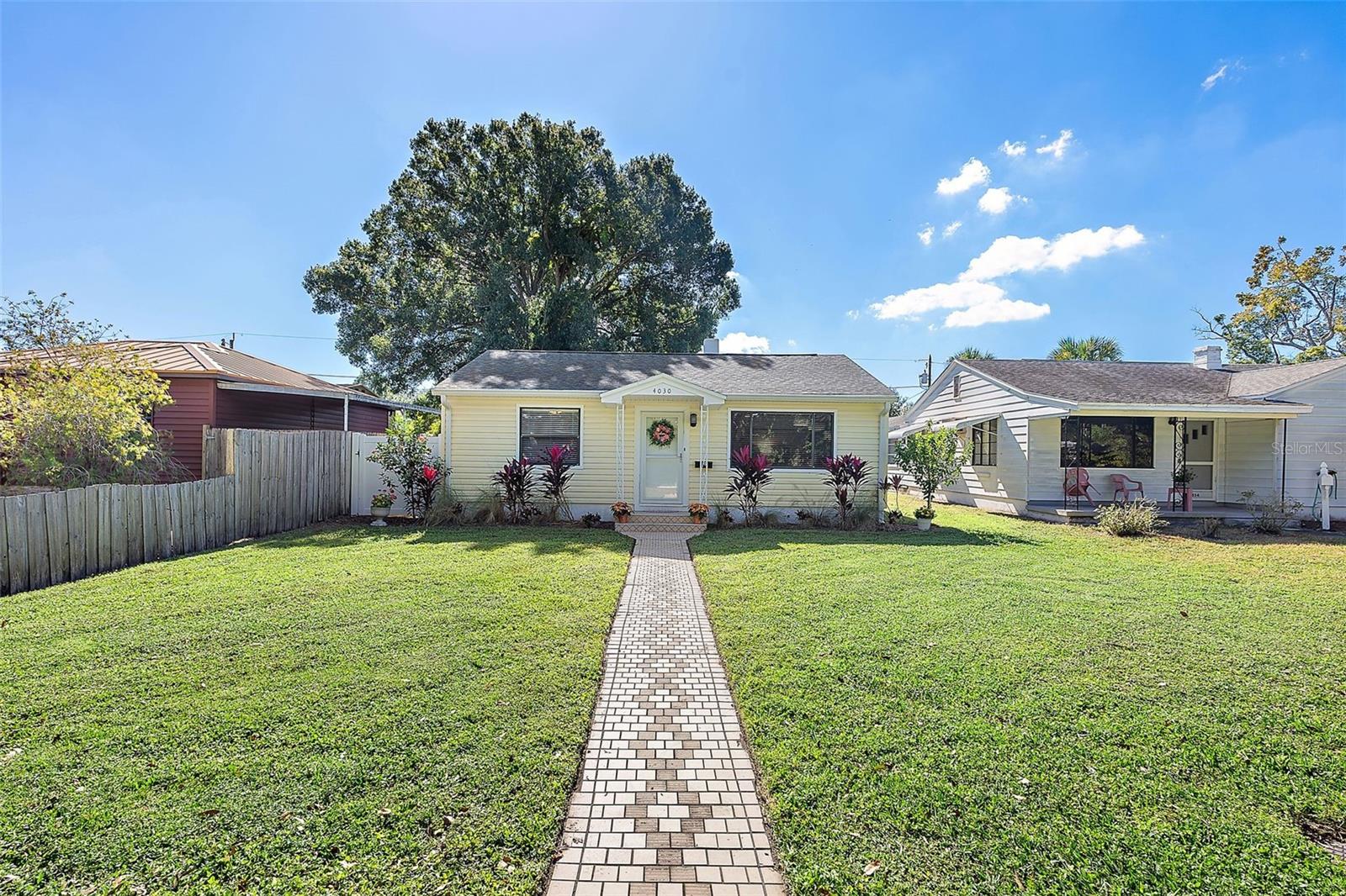 Image 3 of 22 For 4030 3rd Avenue N