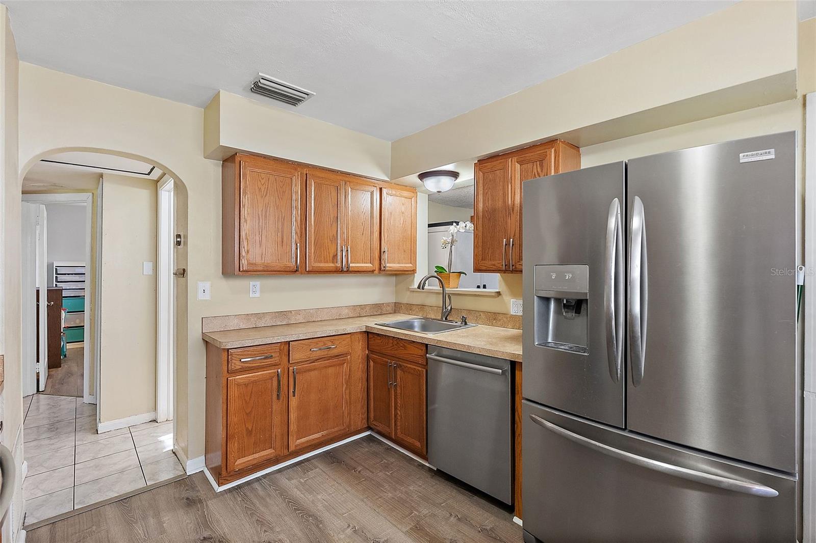 Image 7 of 22 For 4030 3rd Avenue N