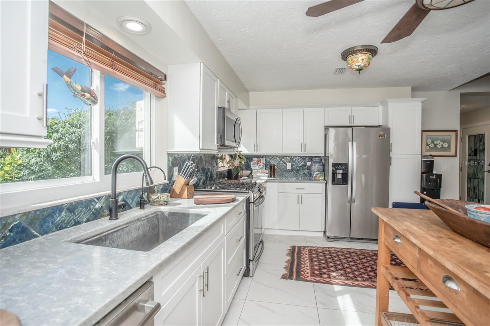 Image 7 of 35 For 645 Palmetto Drive