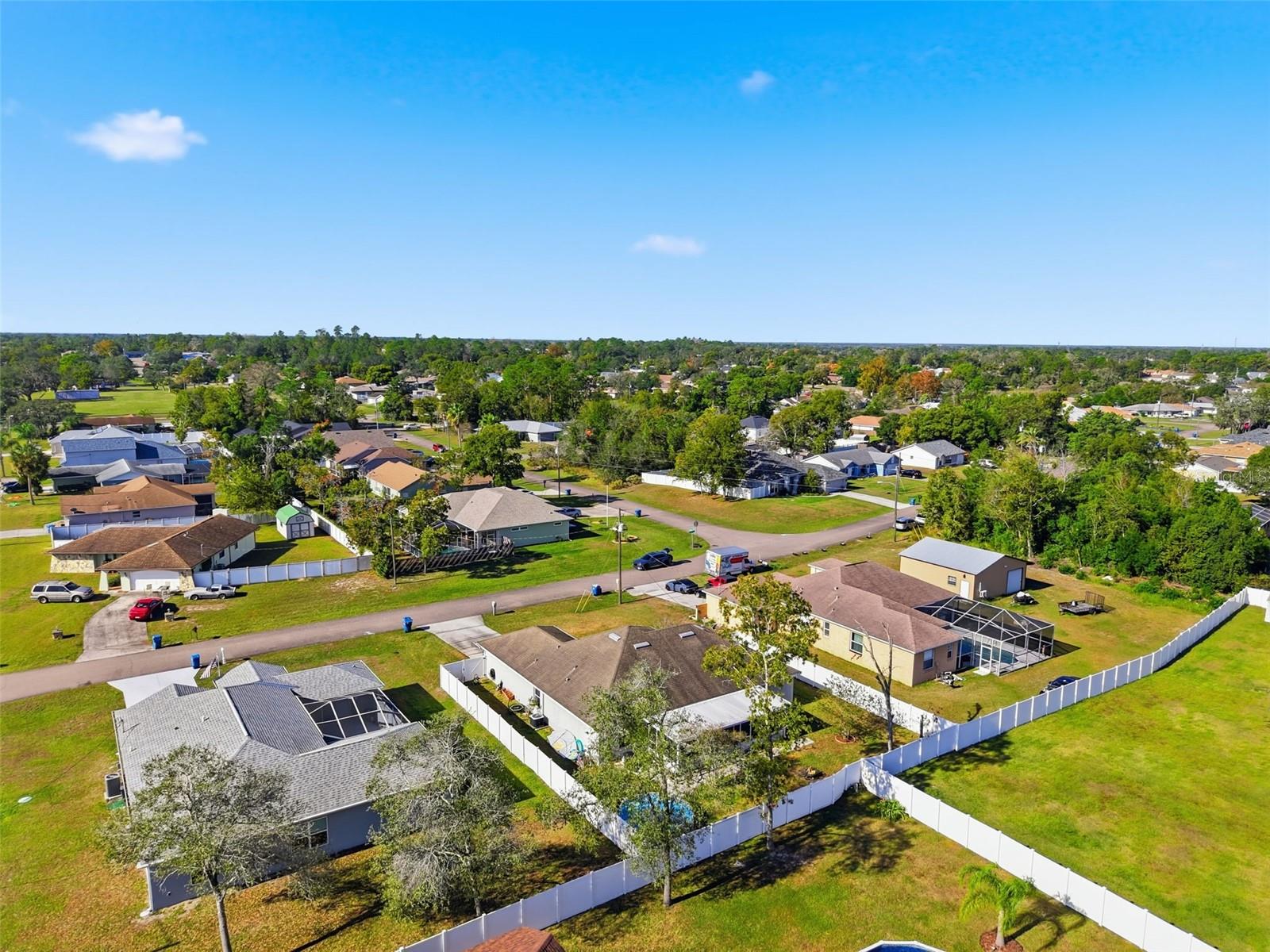 Listing photo id 16 for 3008 Cloudcroft Avenue