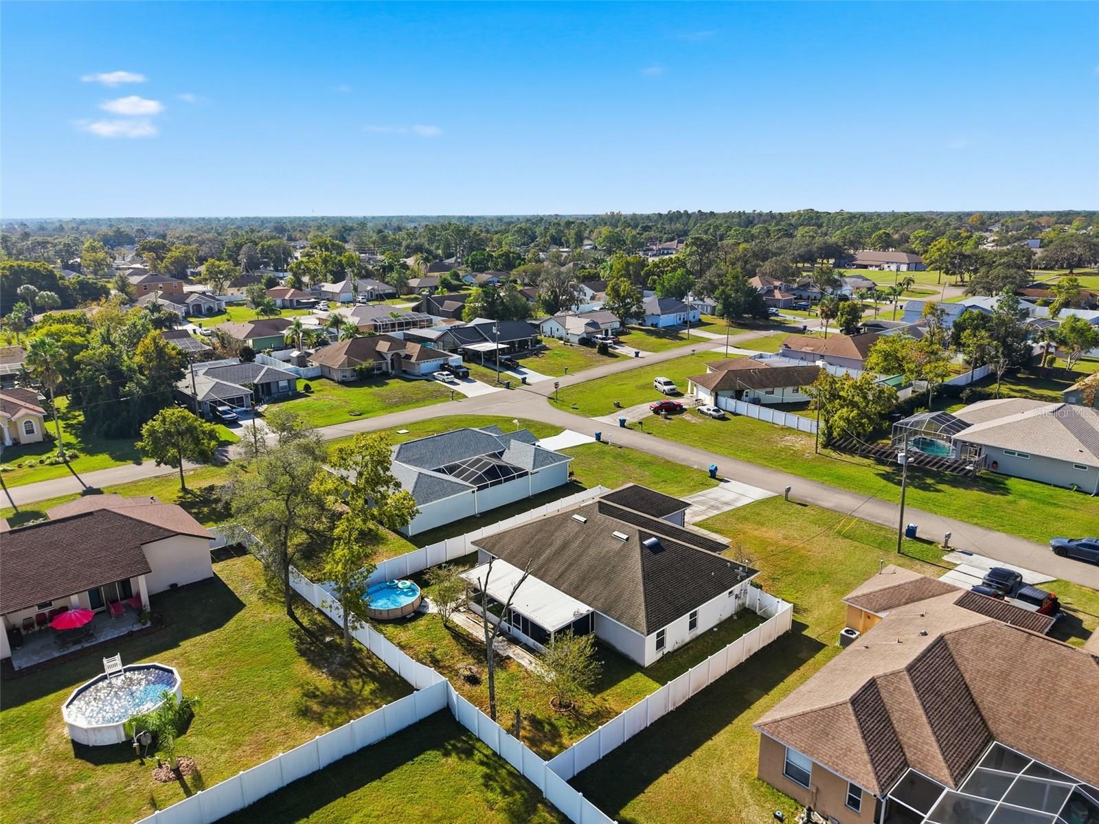 Listing photo id 23 for 3008 Cloudcroft Avenue