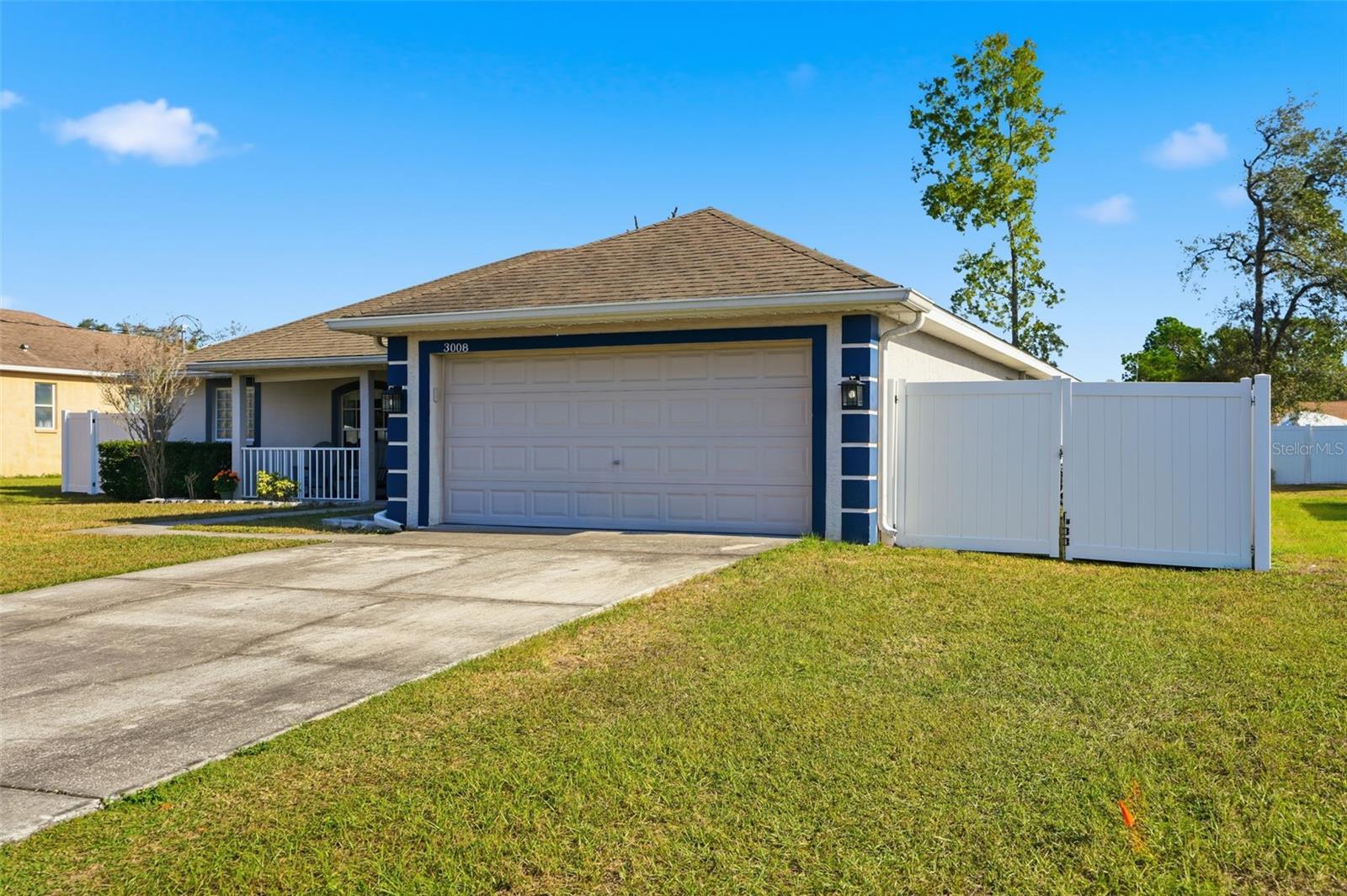 Listing photo id 1 for 3008 Cloudcroft Avenue