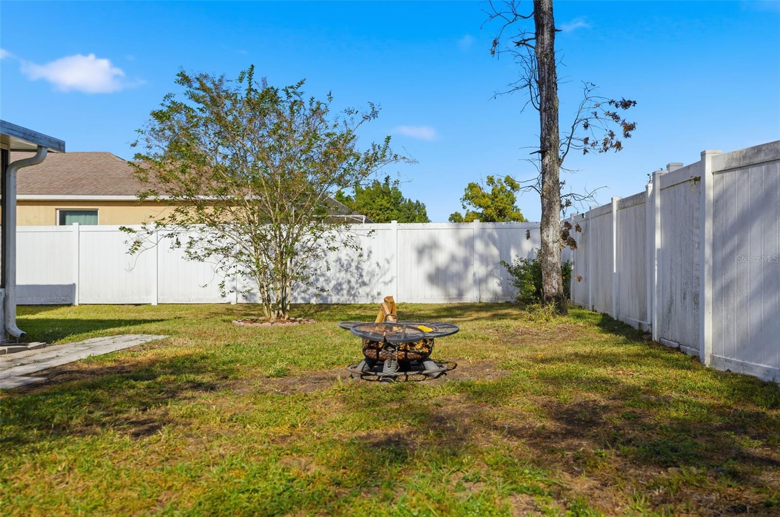 Listing photo id 40 for 3008 Cloudcroft Avenue