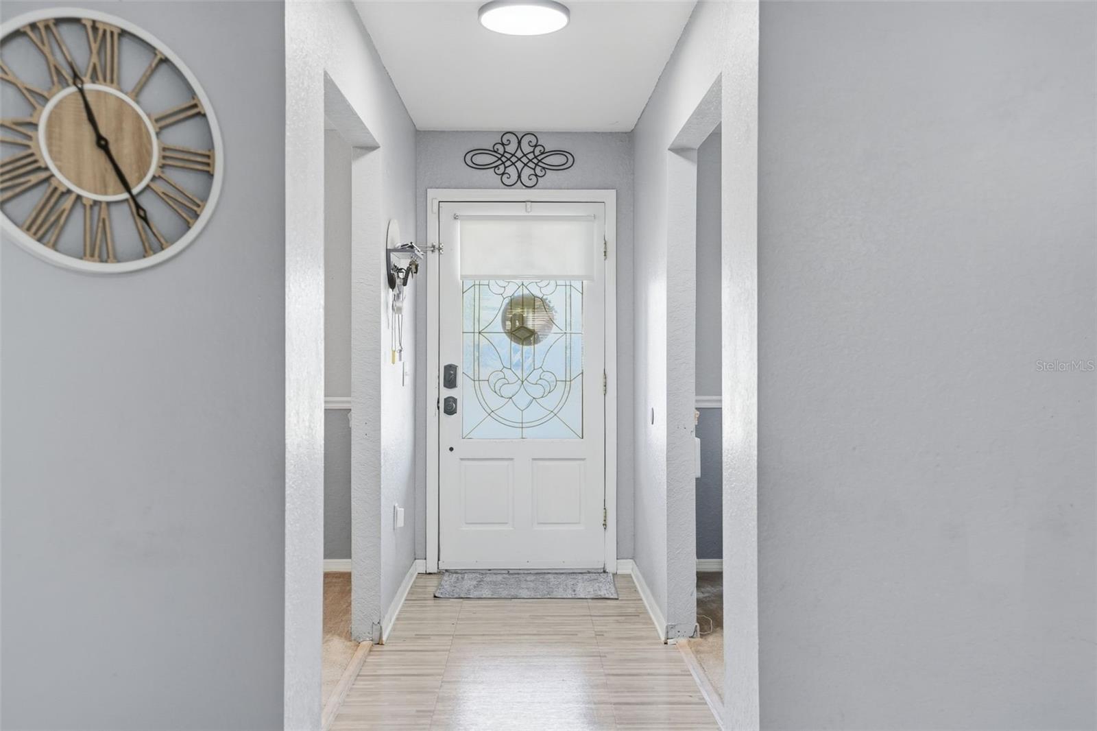 Listing photo id 3 for 3008 Cloudcroft Avenue