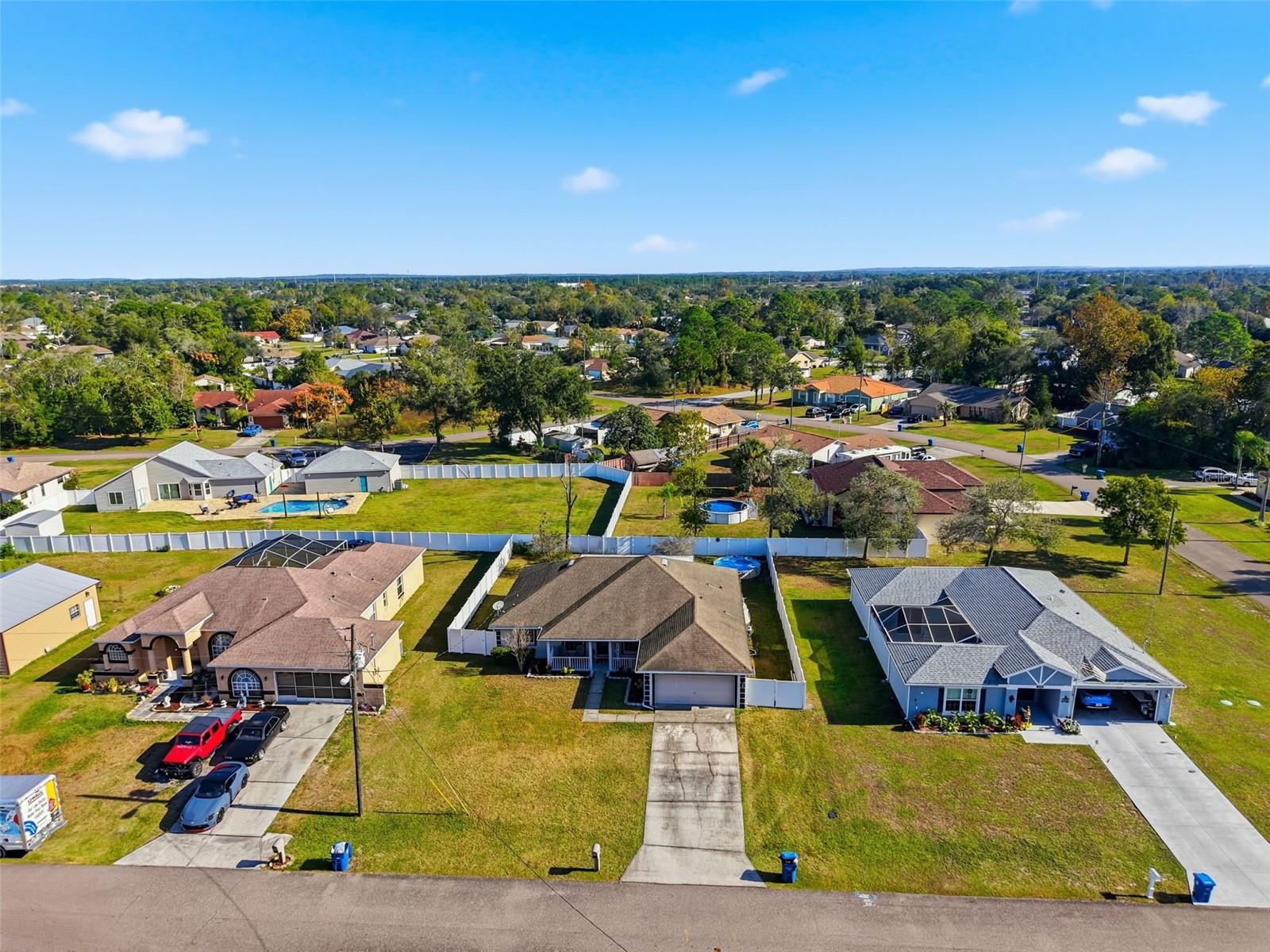 Listing photo id 7 for 3008 Cloudcroft Avenue