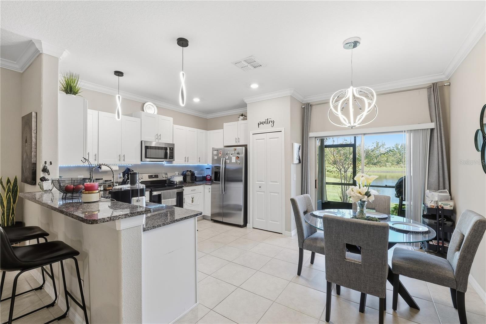 Image 13 of 47 For 23217 Willow Glen Way