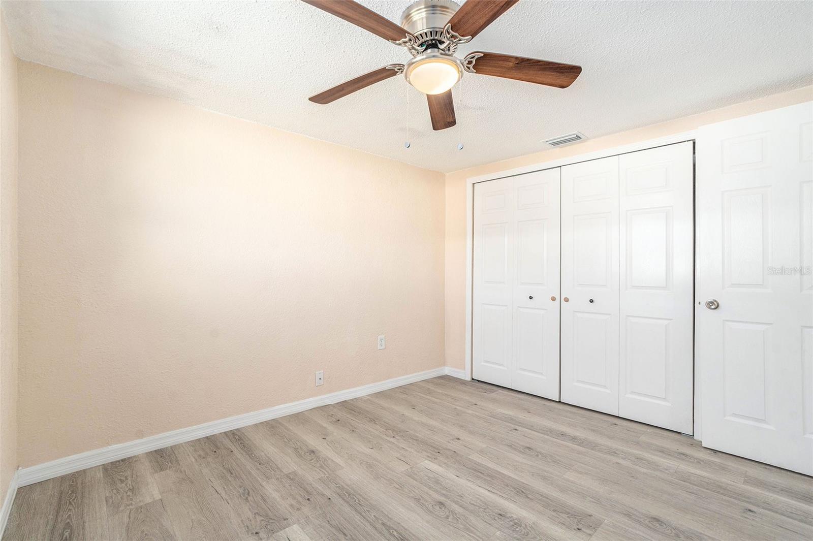 Image 19 of 41 For 7321 Parrot Drive