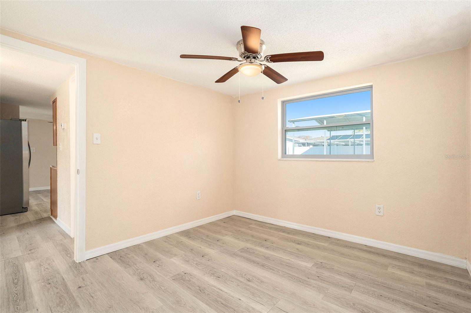 Image 20 of 41 For 7321 Parrot Drive