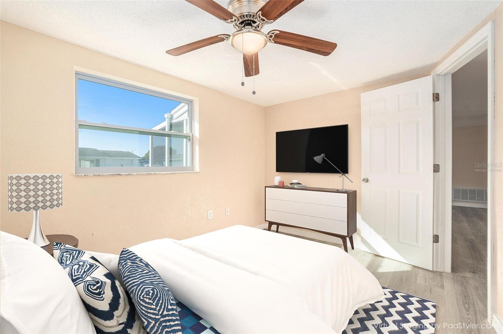 Image 22 of 41 For 7321 Parrot Drive