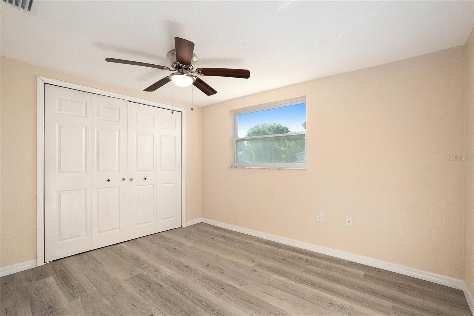 Image 25 of 41 For 7321 Parrot Drive