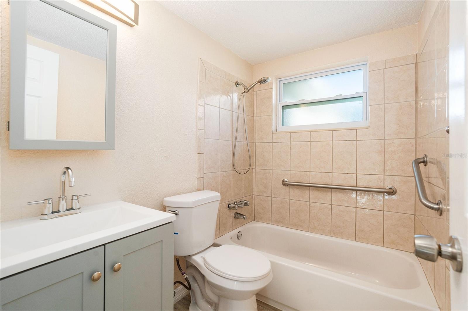 Image 26 of 41 For 7321 Parrot Drive