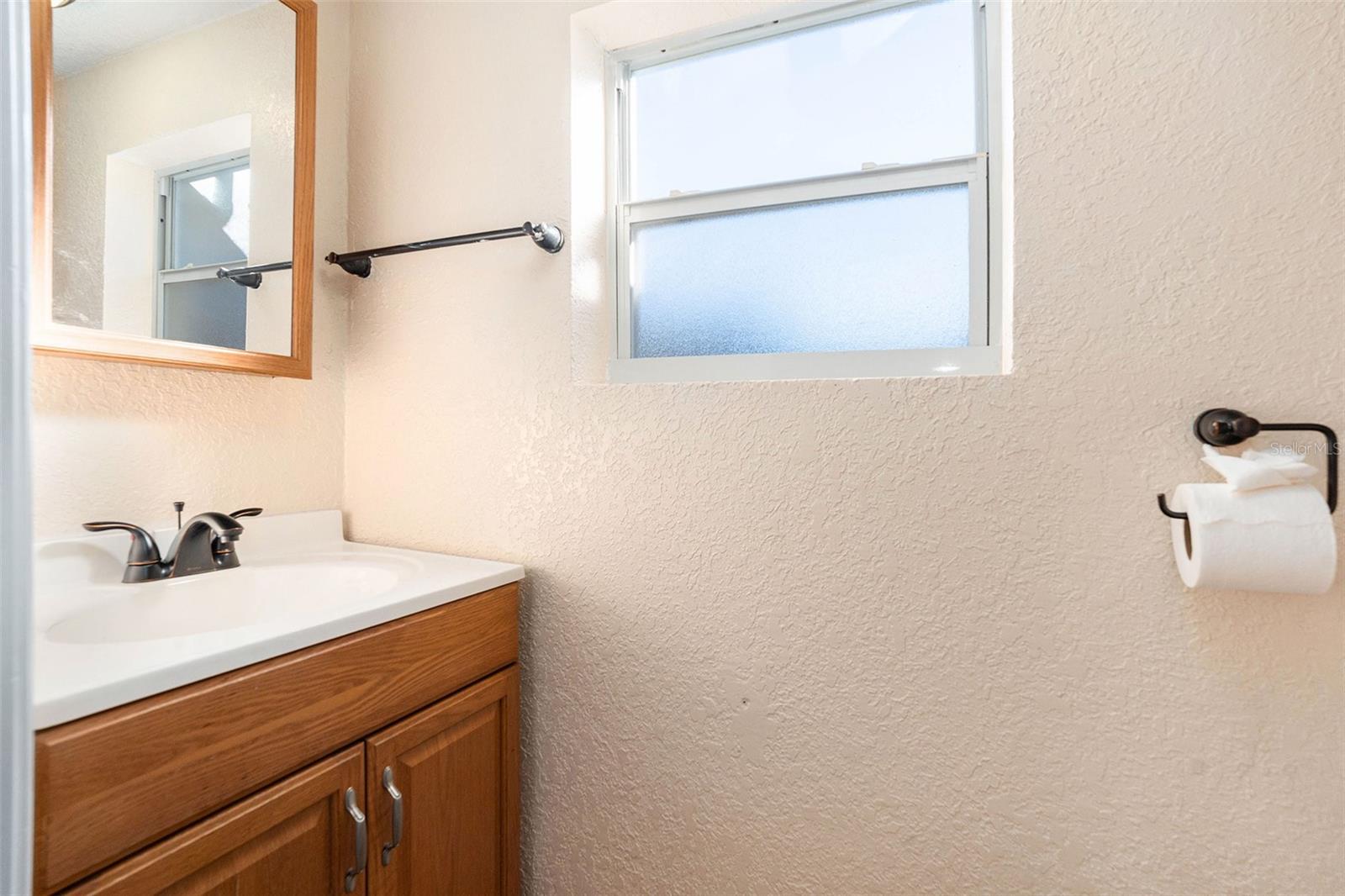 Image 30 of 41 For 7321 Parrot Drive