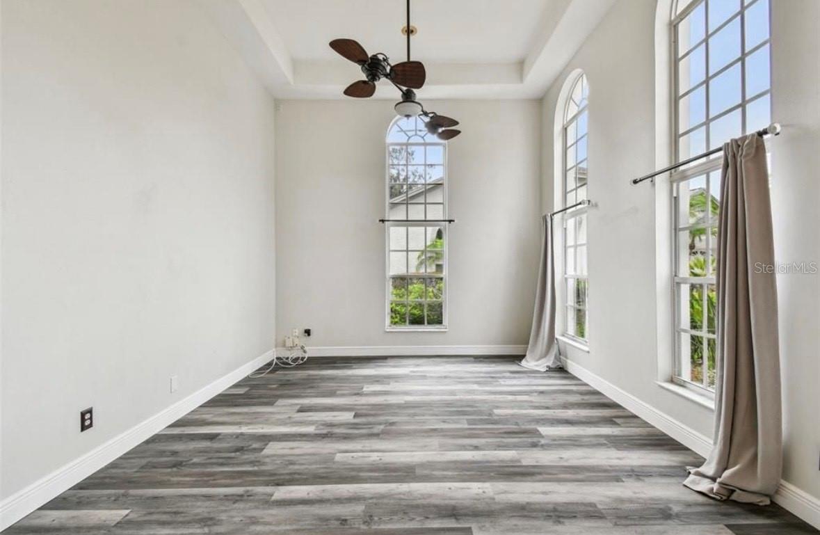 Image 22 of 92 For 16003 Ridley Place