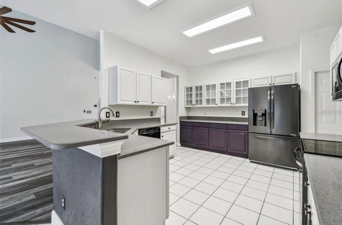 Image 34 of 92 For 16003 Ridley Place