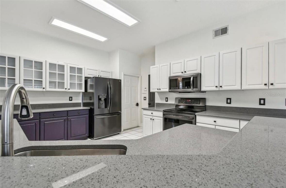 Image 36 of 92 For 16003 Ridley Place