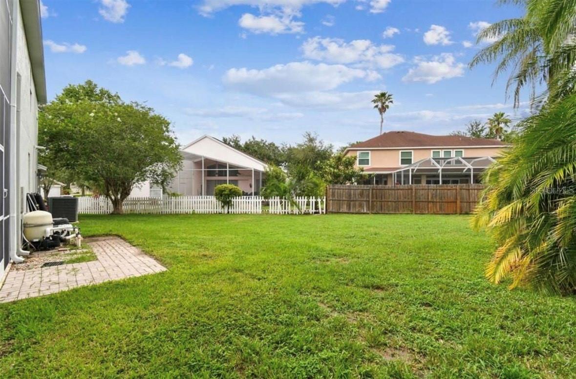 Image 6 of 92 For 16003 Ridley Place