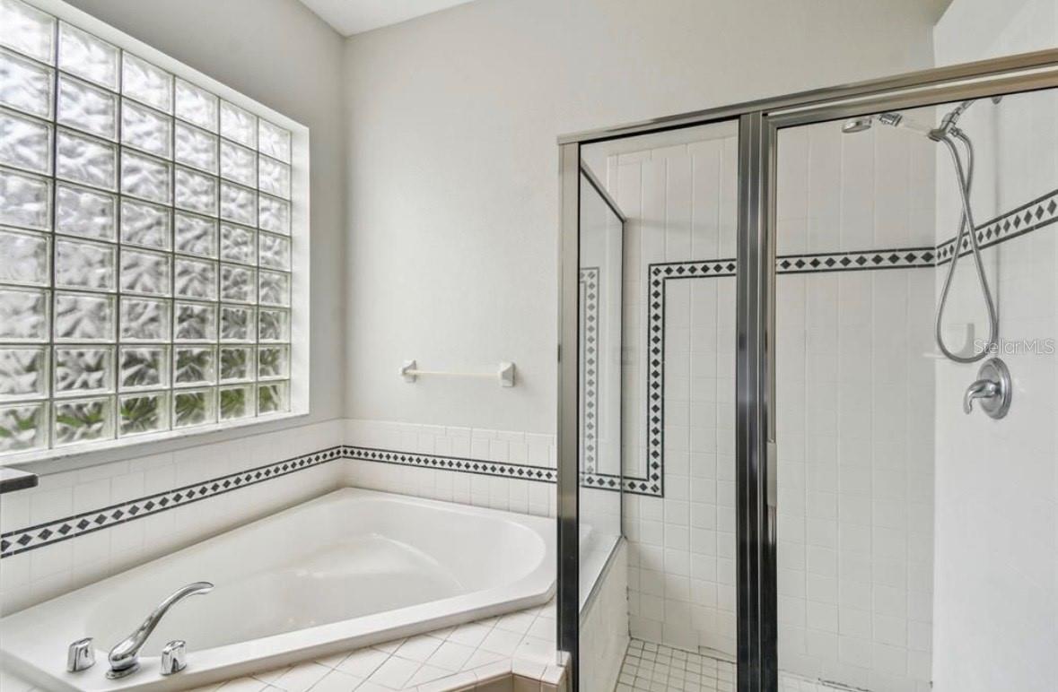 Image 87 of 92 For 16003 Ridley Place