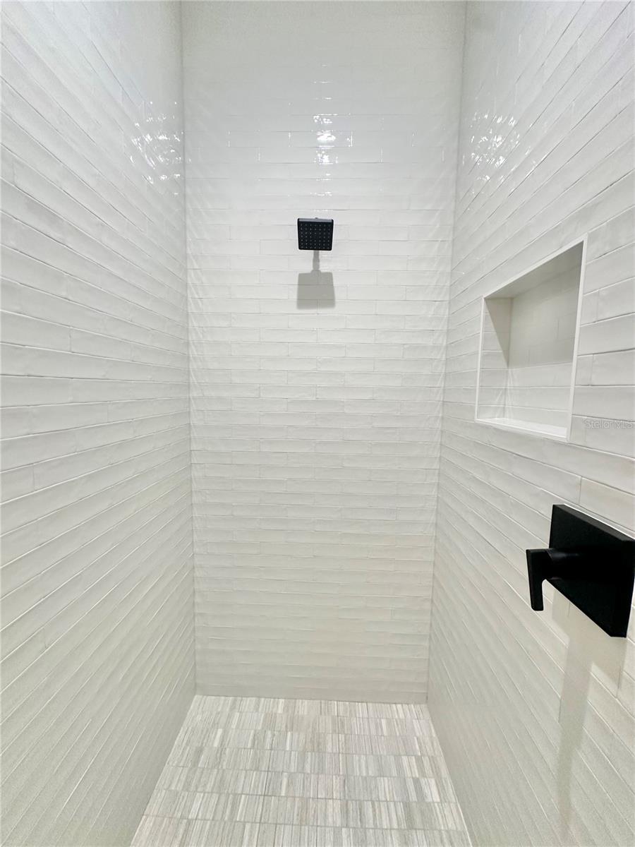 Image 26 of 45 For 2351 Mississippi Avenue 2