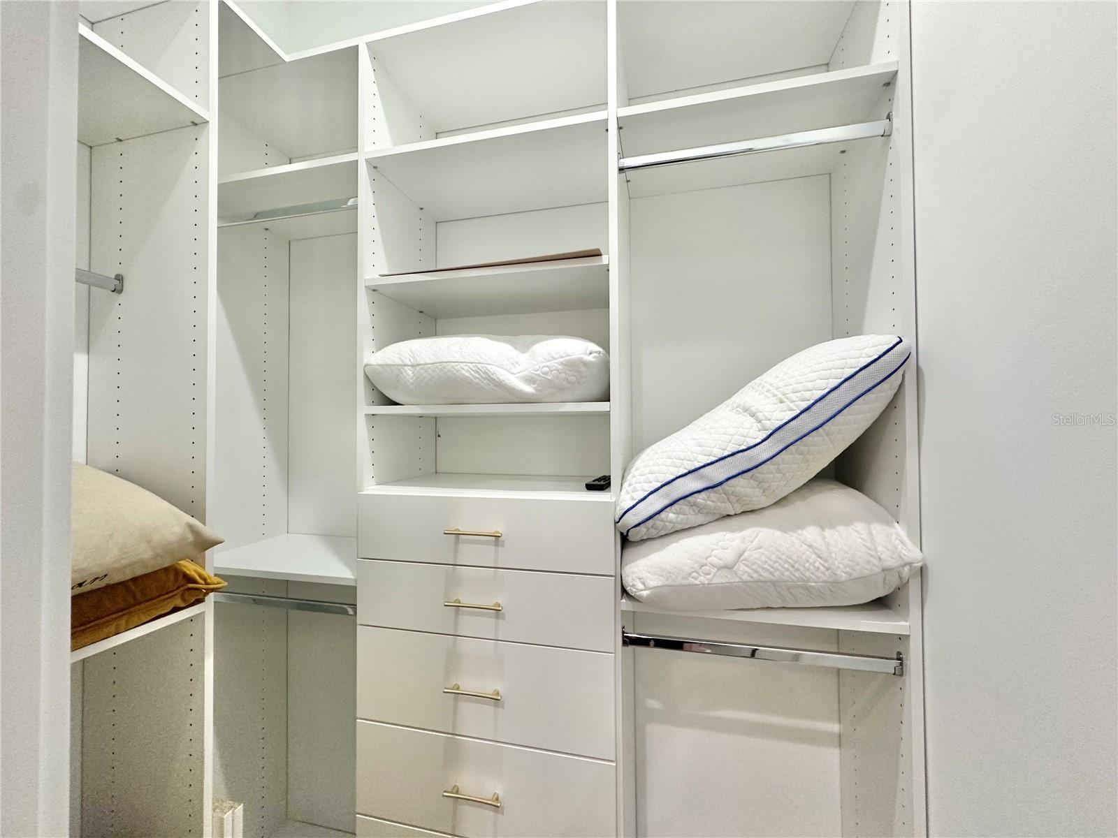 Image 29 of 45 For 2351 Mississippi Avenue 2