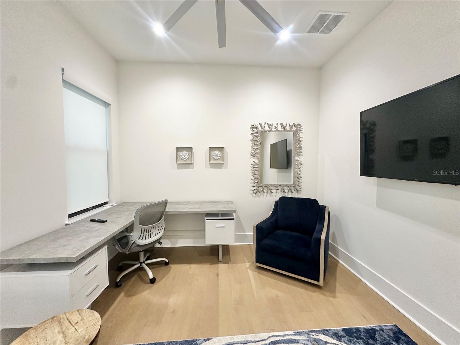 Image 33 of 45 For 2351 Mississippi Avenue 2