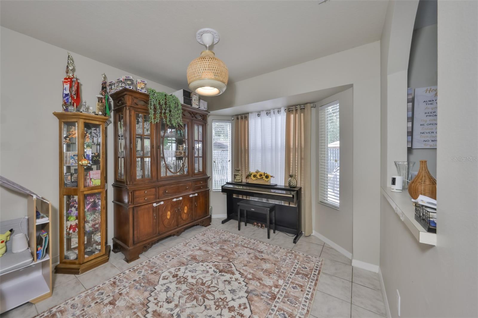 Image 8 of 27 For 8446 Quarter Horse Drive