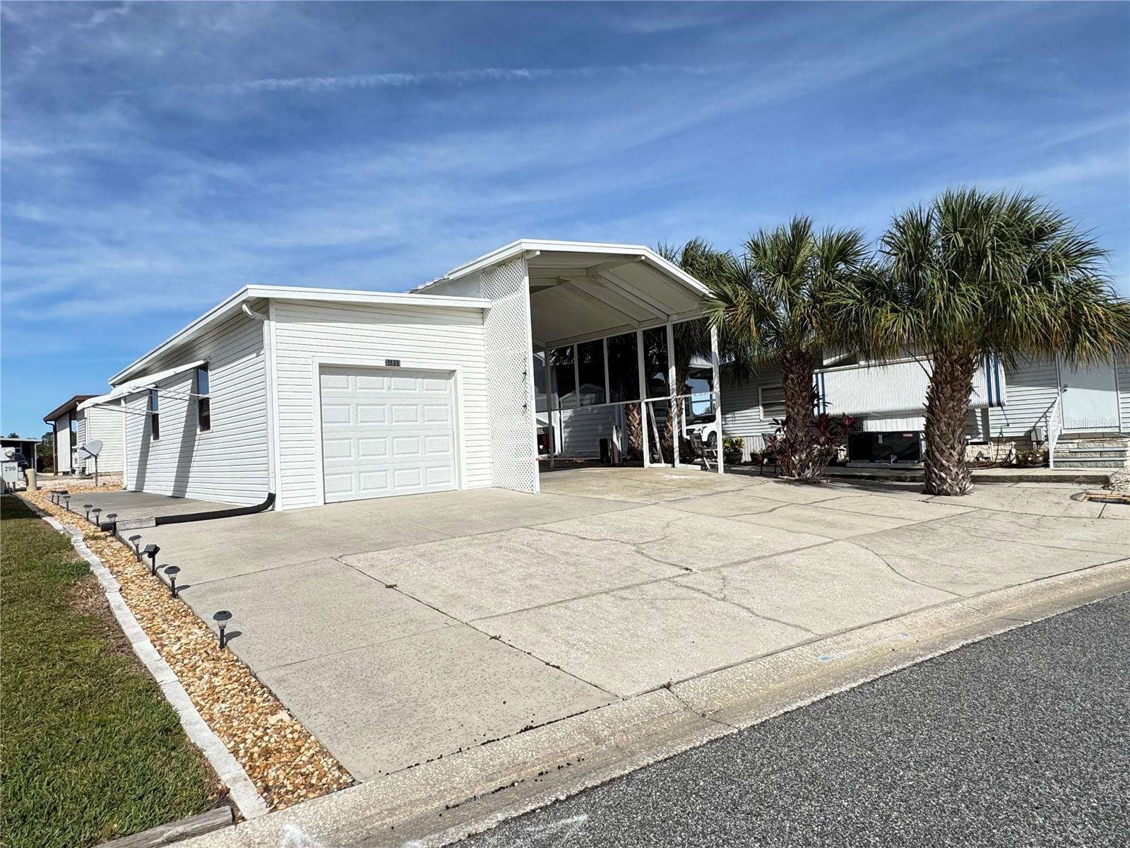 Image 2 of 25 For 35103 Jade Drive