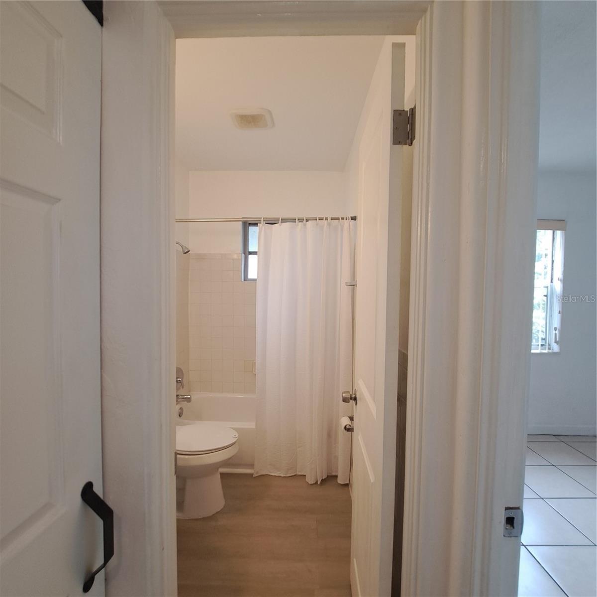 Image 15 of 42 For 627 61st Avenue S