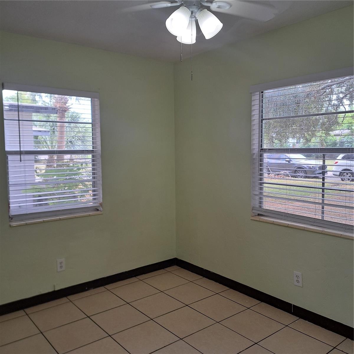 Image 24 of 42 For 627 61st Avenue S