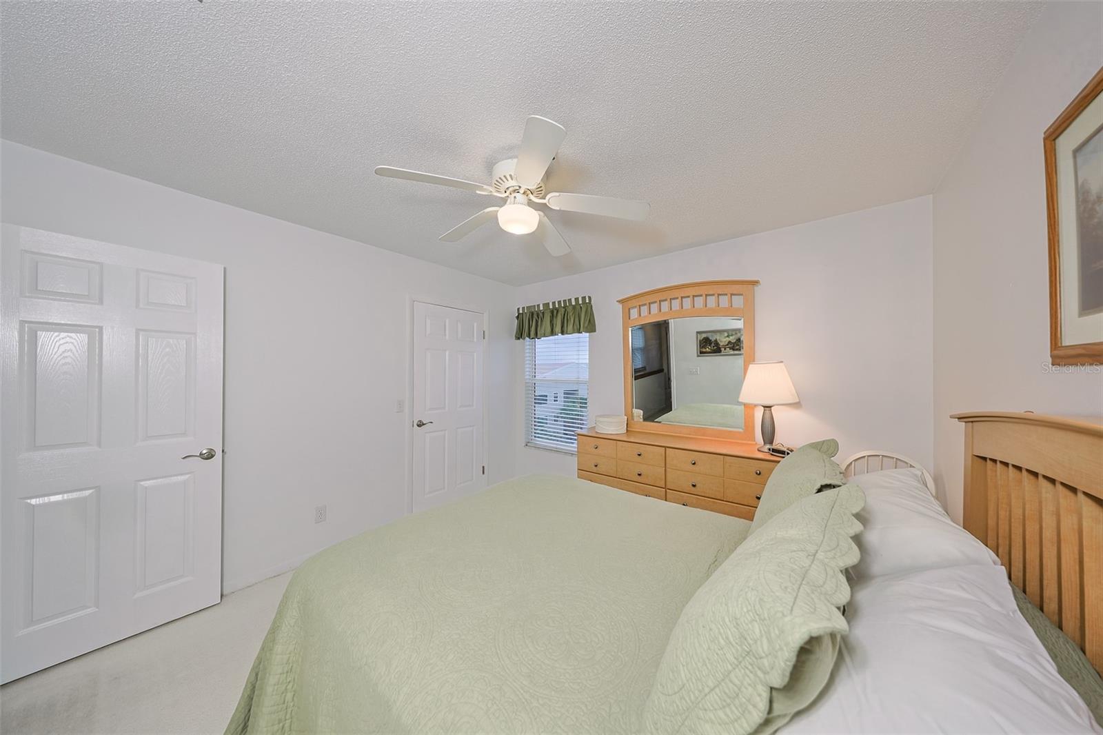 Image 20 of 30 For 19930 Gulf Boulevard 1b