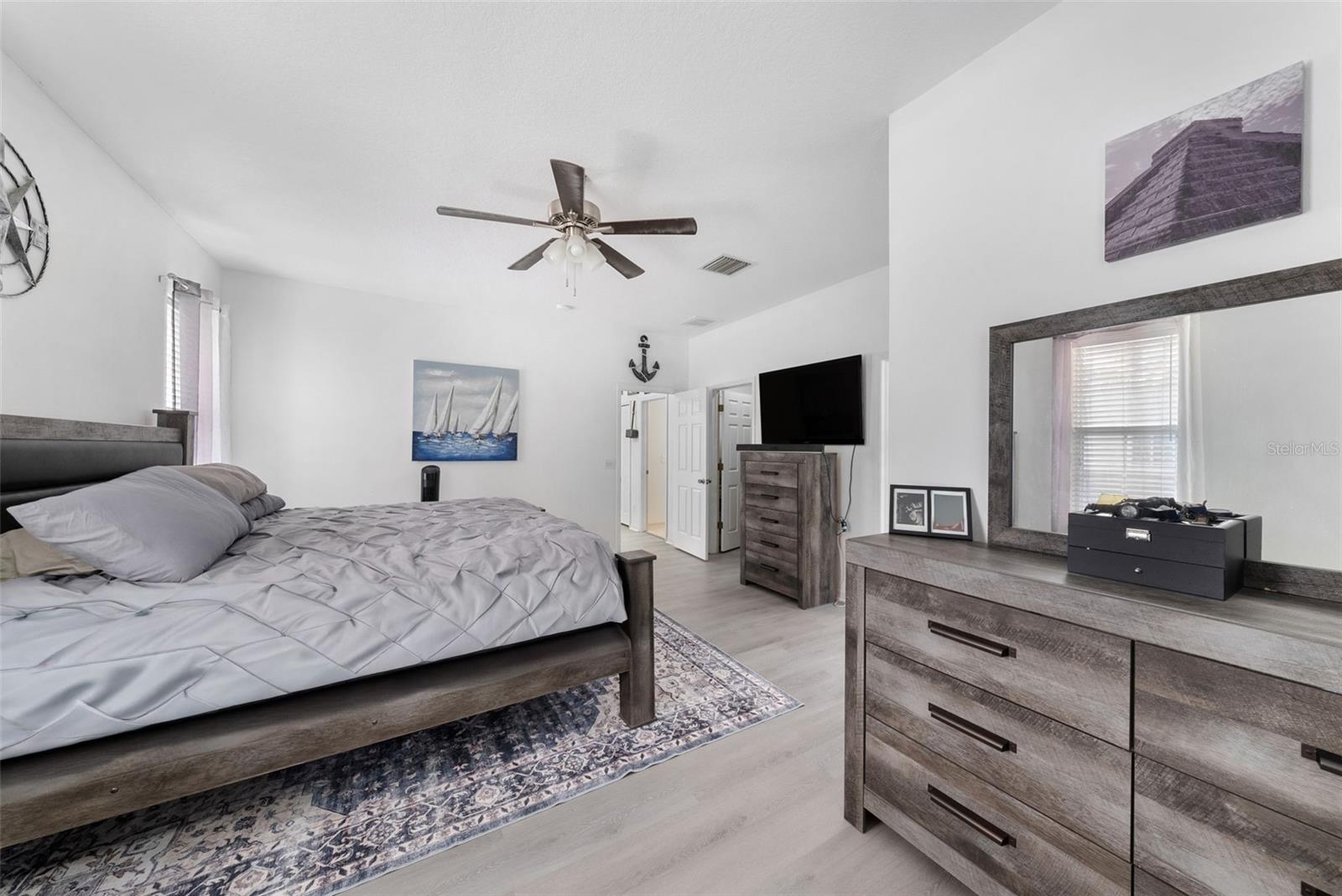 Image 22 of 35 For 4068 Alan Drive