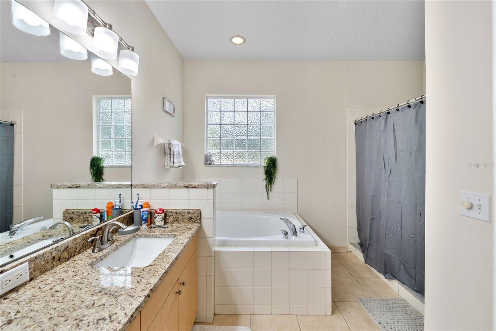 Image 23 of 35 For 4068 Alan Drive