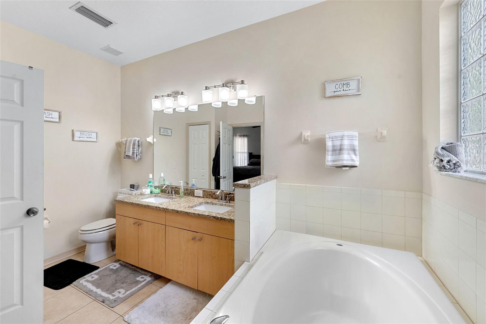 Image 24 of 35 For 4068 Alan Drive