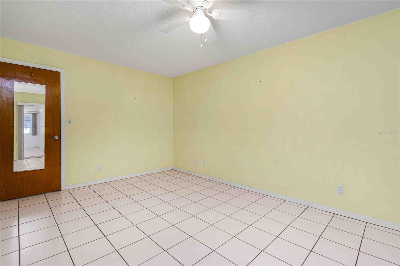 Image 16 of 33 For 11200 102nd Avenue 136