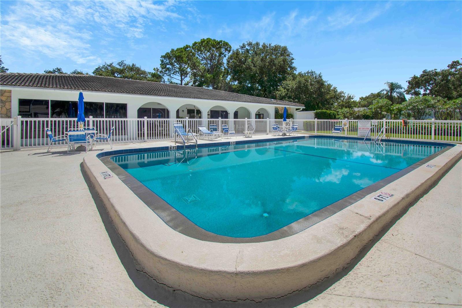 Image 30 of 33 For 11200 102nd Avenue 136