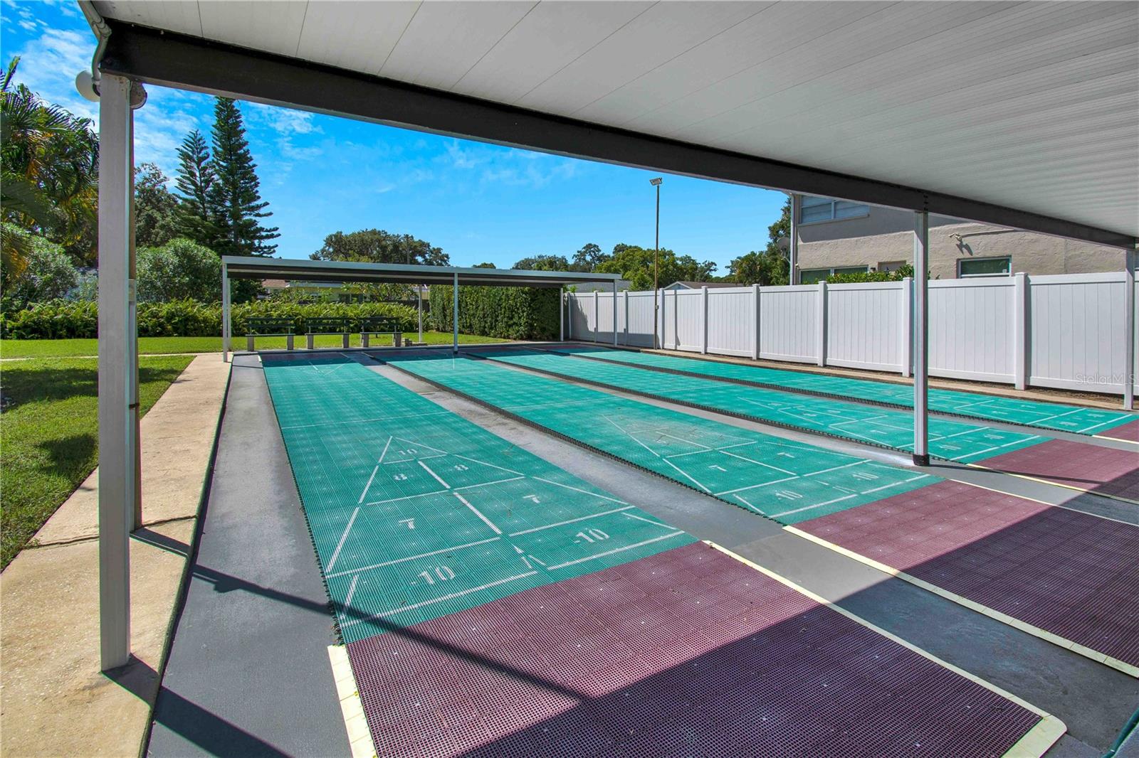 Image 32 of 33 For 11200 102nd Avenue 136