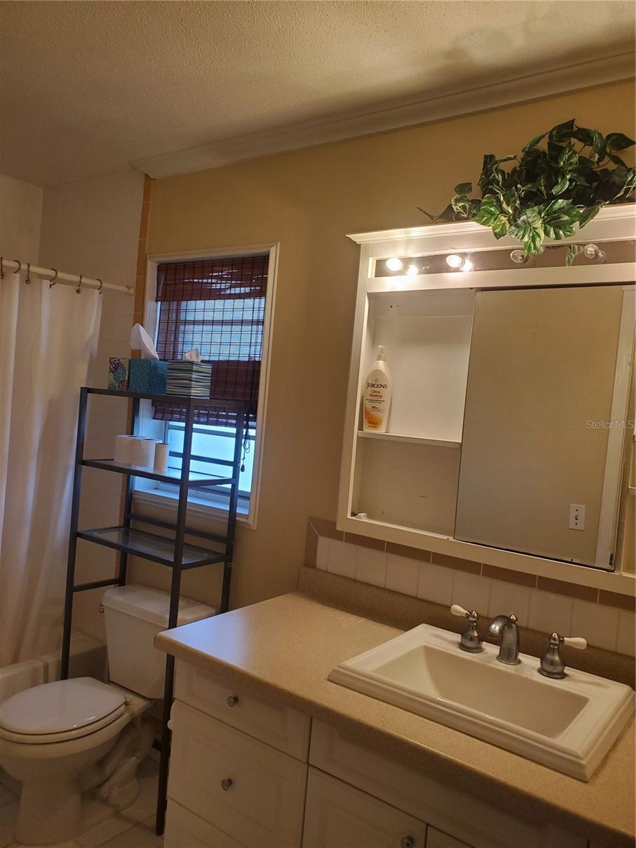 Image 9 of 14 For 6960 A Sunset Drive S 2b