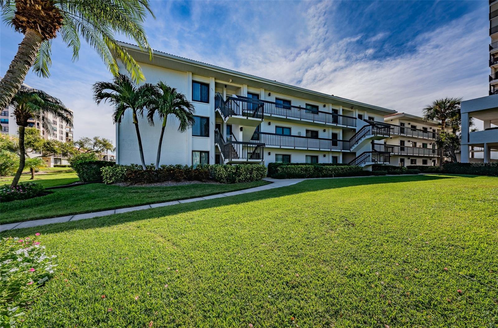 Image 2 of 35 For 6287 Bahia Del Mar Circle 101