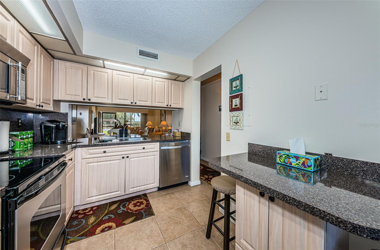 Image 5 of 35 For 6287 Bahia Del Mar Circle 101