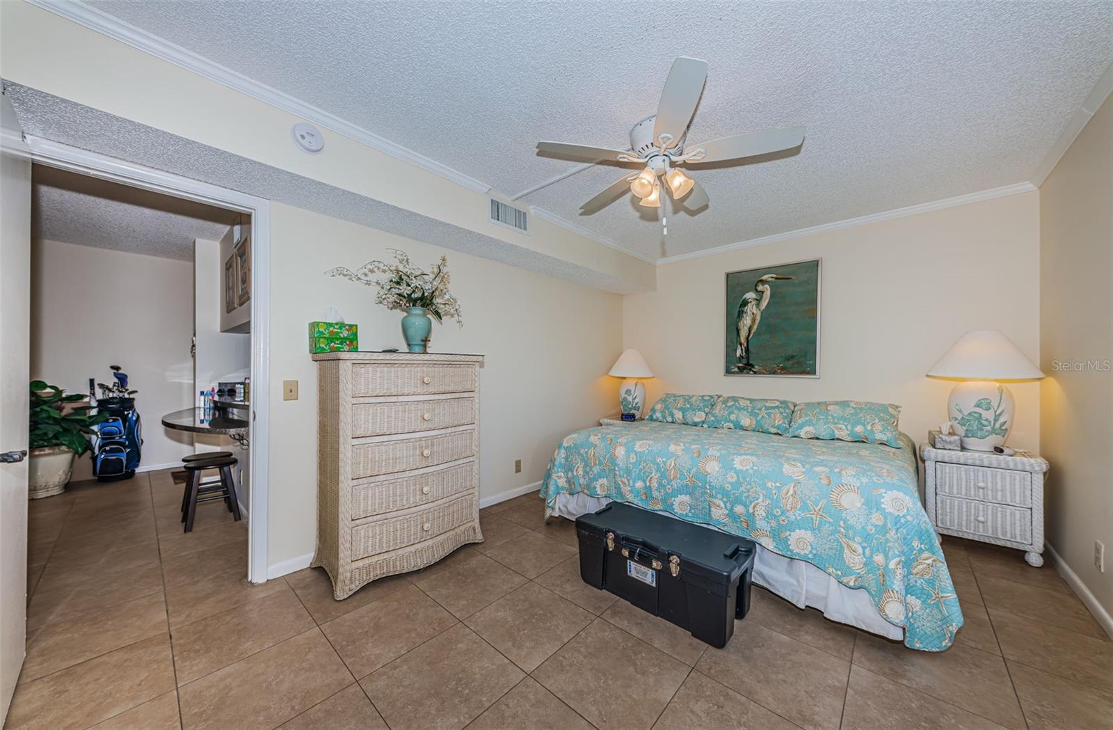 Image 9 of 35 For 6287 Bahia Del Mar Circle 101