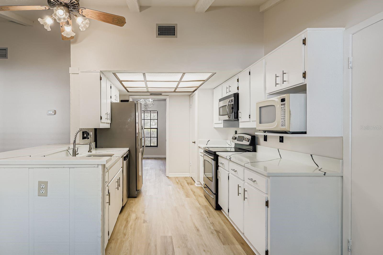 Image 13 of 28 For 902 Retriever Avenue