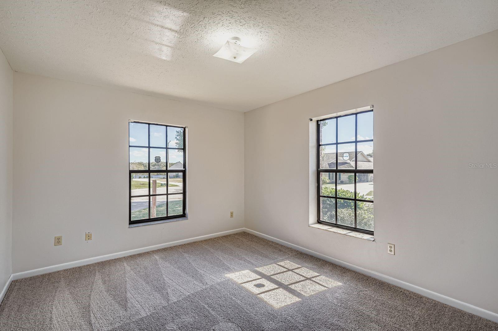 Image 19 of 28 For 902 Retriever Avenue